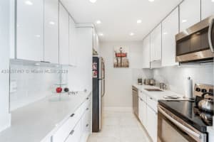 10300 W Bay Harbor Dr #2c, Bay Harbor Islands, FL 33154, Sold 08/11/20