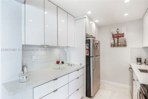 10300 W Bay Harbor Dr #2c, Bay Harbor Islands, FL 33154, Sold 08/11/20
