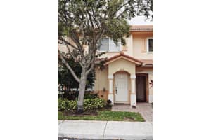 8333 SW 26 th St, Miramar, FL 33025, Sold 05/06/19