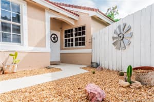 5052 SW 149th Terrace, Davie, FL 33331, Sold 04/12/19