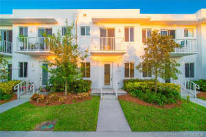 2610 NE 213th St, Miami, FL 33180, Sold 04/29/19