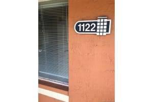 1122 The Pointe Dr, West Palm Beach, FL 33409, Sold 04/12/19