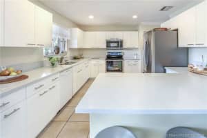 11052 NW 53rd Ln, Doral, FL 33178, Sold 10/30/19