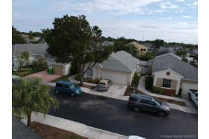 316 W Riverbend Dr, Sunrise, FL 33326, Sold 07/11/19
