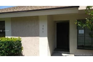 2700 S Oakland Forest Dr, Oakland Park, FL 33309, Sold 05/16/19