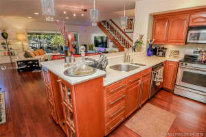 6424 Milk Wagon Ln, Miami Lakes, FL 33014, Sold 05/17/19