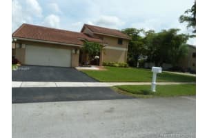 2321 E Lake Miramar Cir, Miramar, FL 33025, Sold 05/17/19