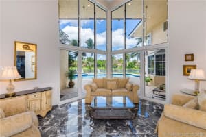 11981 Piccadilly Pl, Davie, FL 33325, Sold 08/05/19