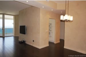 4779 Collins Ave, Miami Beach, FL 33140, Sold 12/10/19