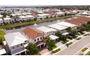 10434 NW 70th Ln, Doral, FL 33178, Sold 01/08/20