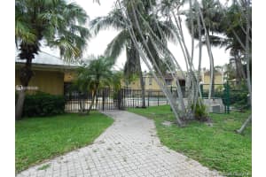 4433 Treehouse Ln, Tamarac, FL 33319, Sold 07/17/19