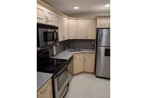 9301 SW 92nd Ave Apt B119, Miami, FL 33176, Sold 07/01/19