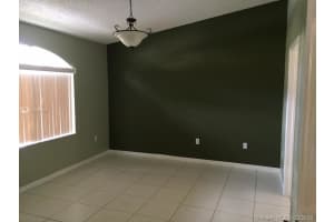 8535 NW 189th Ln, Hialeah, FL 33015, Sold 04/30/19