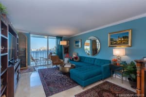 16546 NE 26th Ave #6e, North Miami Beach, FL 33160, Sold 12/20/19