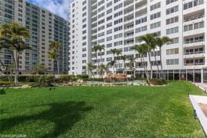 5005 Collins Ave # C5, Miami, FL 33140, Sold 12/14/20