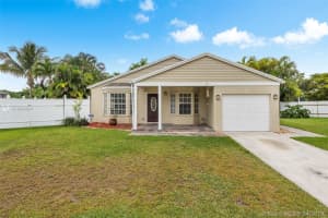 12940 SW 17th Pl, Davie, FL 33325, Sold 04/23/19
