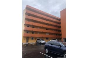 2735 W 52nd St, Hialeah, FL 33016, Sold 04/29/19