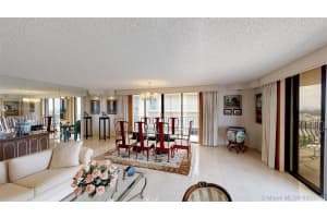 8877 Collins Ave, Surfside, FL 33154, Sold 02/10/20