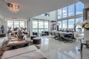 7928 East Dr, North Bay Village, FL 33141, Sold 12/16/20