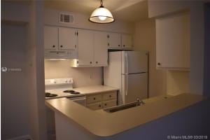 2736 S University Dr, Davie, FL 33328, Sold 04/19/19