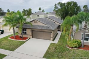 9911 Red Heart Ln, Tamarac, FL 33321, Sold 04/18/19