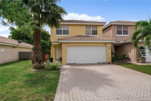 9364 NW 54th St, Sunrise, FL 33351, Sold 06/07/19