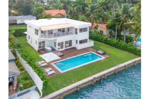 7711 Beach View Dr, North Bay Village, FL 33141, Sold 11/18/19