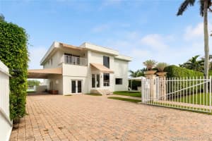 7711 Beach View Dr, North Bay Village, FL 33141, Sold 11/18/19