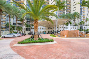17555 Collins Ave, Sunny Isles Beach, FL 33160, Sold 07/09/19