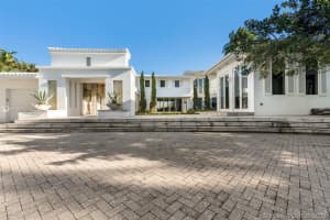 1475 N View Dr, Miami Beach, FL 33140, Sold 04/12/21