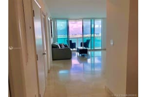 1800 N Bayshore Dr, Miami, FL 33132, Sold 06/21/19