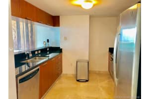 1800 N Bayshore Dr, Miami, FL 33132, Sold 06/21/19