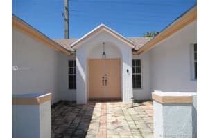 2300 W Lake Miramar Cir, Miramar, FL 33025, Sold 05/10/19