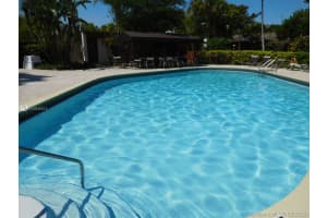 558 NE 199th Ln #1w, Miami, FL 33179, Sold 05/23/19