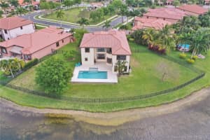 8749 Estada Cir, Hollywood, FL 33024, Sold 06/03/19