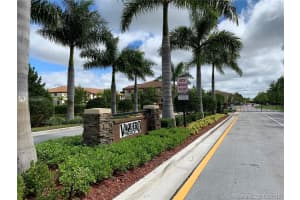 12380 N Village Cir, Davie, FL 33325, Sold 07/08/19