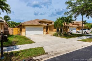 315 E Royal Cove Cir, Davie, FL 33325, Sold 06/20/19