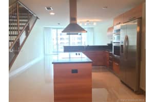 2950 NE 188th St, Miami, FL 33180, Sold 05/14/19