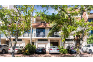 6110 Paradise Point Dr, Palmetto Bay, FL 33157, Sold 11/01/19