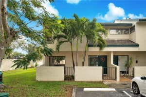10830 SW 72nd St, Miami, FL 33173, Sold 05/30/19