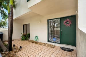 10830 SW 72nd St, Miami, FL 33173, Sold 05/30/19