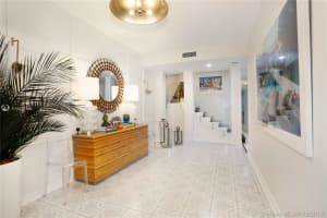 211 Ari Way, Miami Beach, FL 33141, Sold 10/31/19