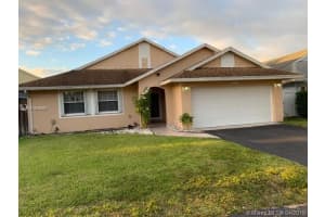 7847 NW 188th Ln, Hialeah, FL 33015, Sold 06/04/19