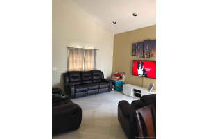 18864 NW 63rd Ct Cir, Hialeah, FL 33015, Sold 06/11/19