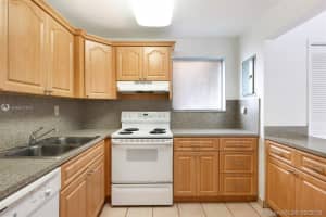 9140 Fontainebleau Blvd, Miami, FL 33172, Sold 07/03/19