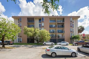 9140 Fontainebleau Blvd, Miami, FL 33172, Sold 07/03/19