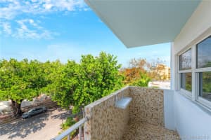 801 Meridian Ave #4d, Miami Beach, FL 33139, Sold 06/13/19