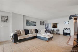 6450 Collins Ave, Miami, FL 33141, Sold 05/31/19