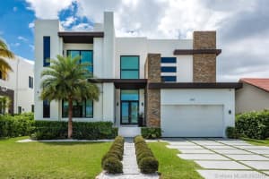 2032 NE 121st Rd, North Miami, FL 33181, Sold 08/26/19