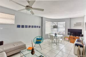 3030 Collins Ave #2h, Miami Beach, FL 33140, Sold 05/17/19
